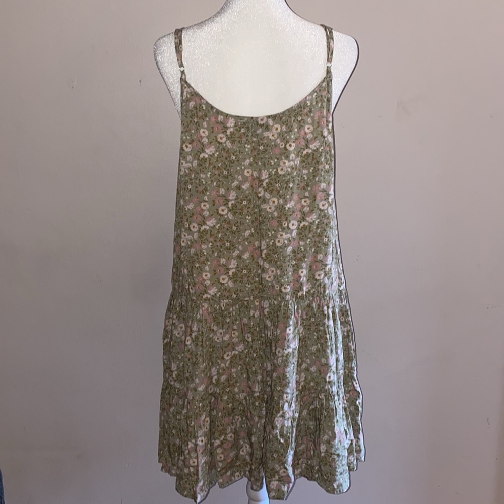 Dress Forum Tiered Floral Sundress - Picture 5 of 15